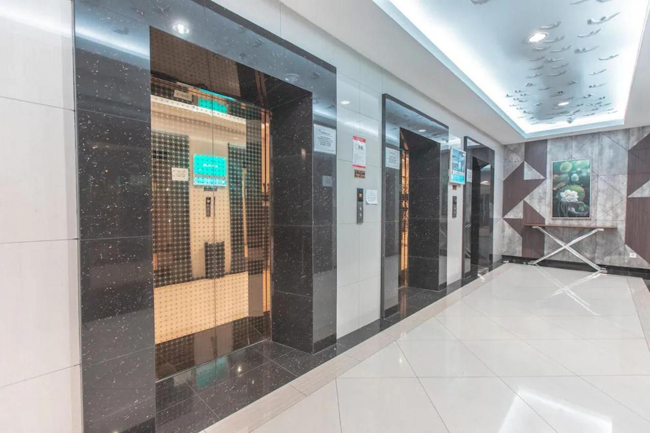 Redliving Apartemen Grand Kamala Lagoon - Pekayon Tower Barclay North Bekasi Luaran gambar