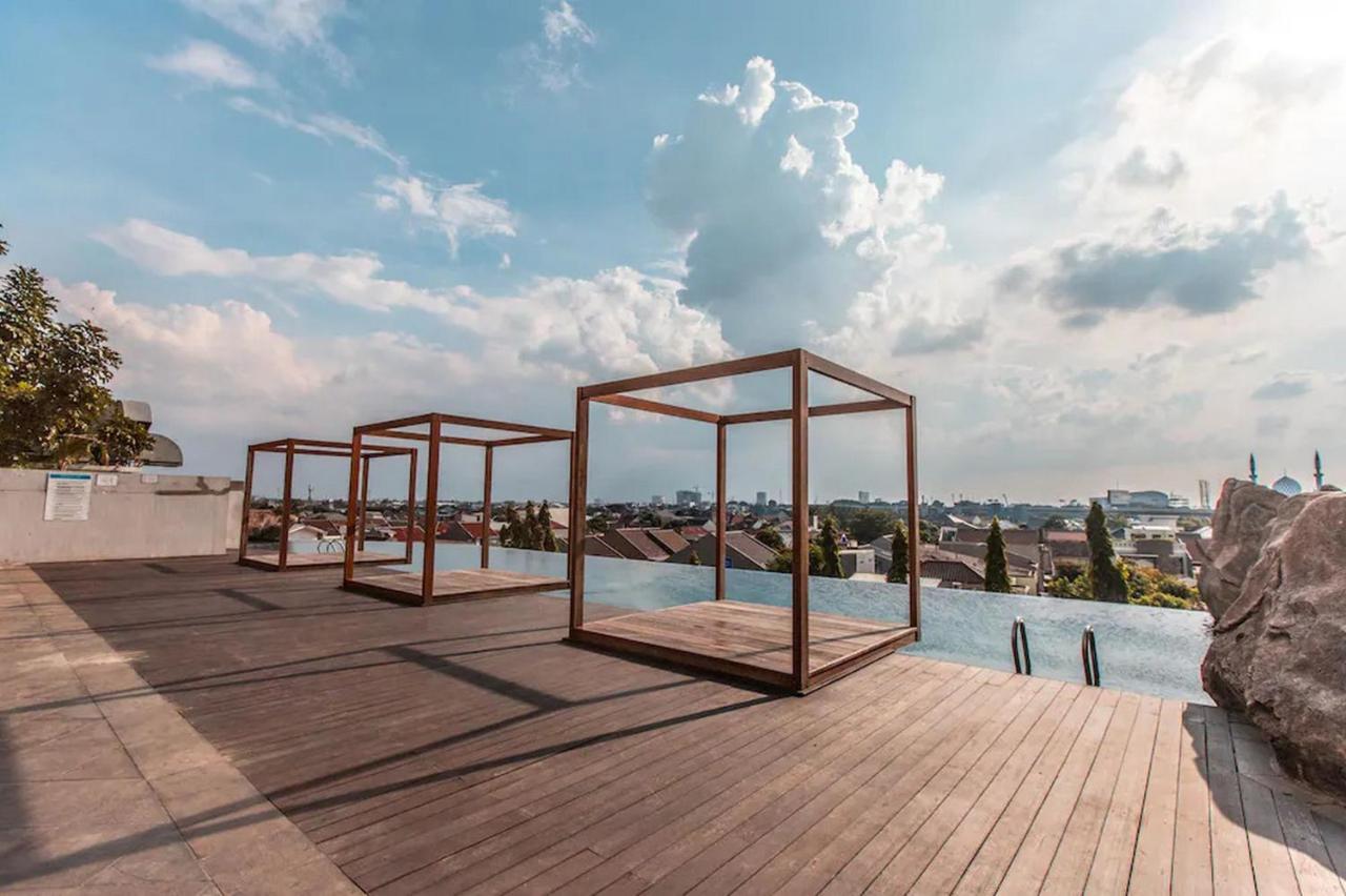 Redliving Apartemen Grand Kamala Lagoon - Pekayon Tower Barclay North Bekasi Luaran gambar